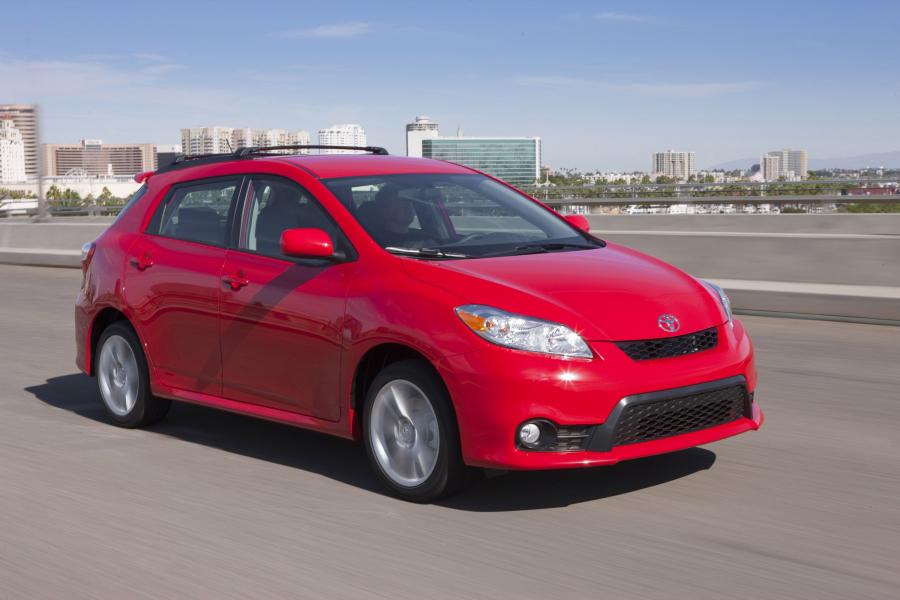  Toyota Matrix 2011 года  (фото 9 из 38)